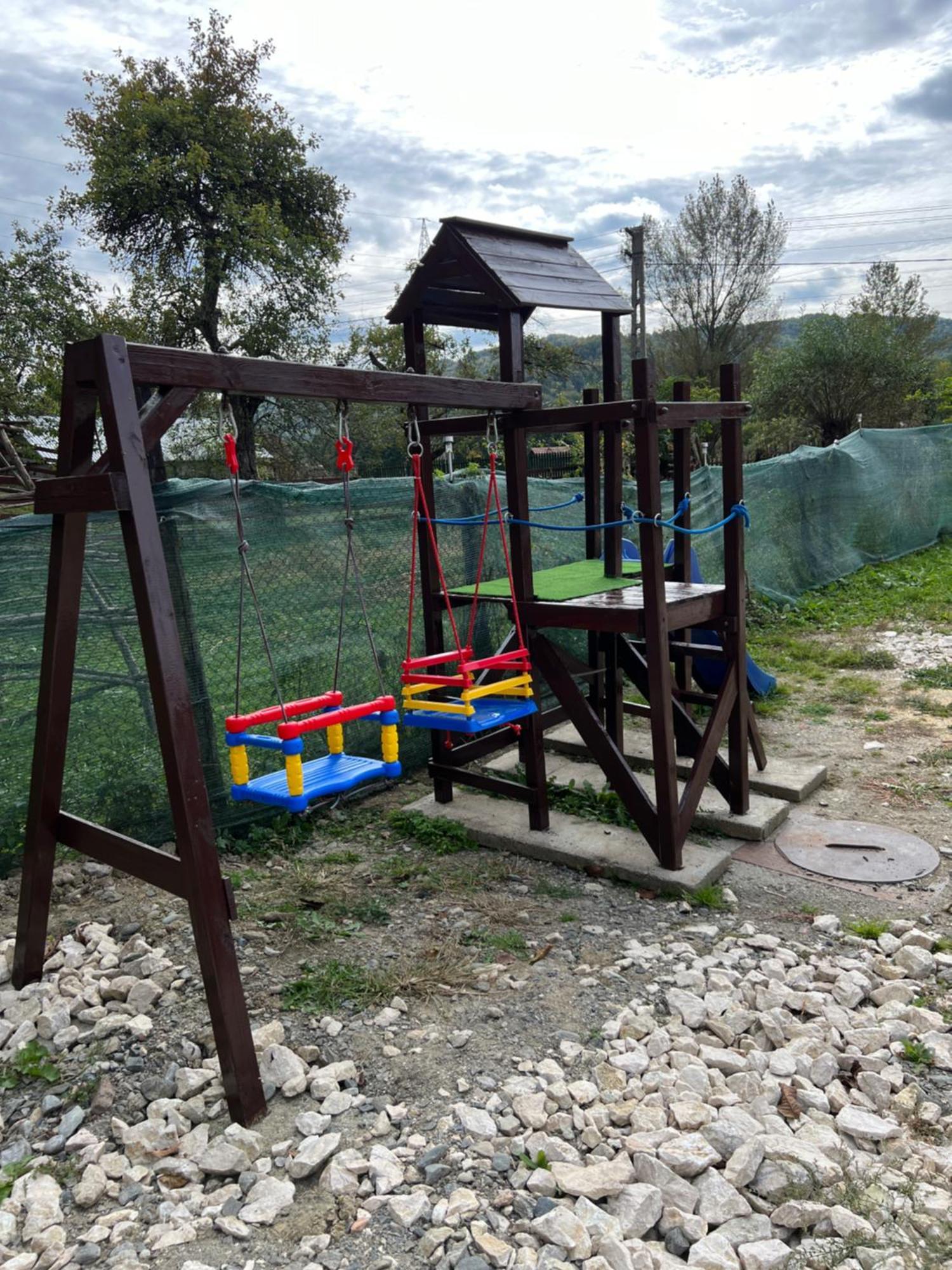 Casa Lupilor Transfagarasan Villa Căpăţîneni-Ungureni Buitenkant foto